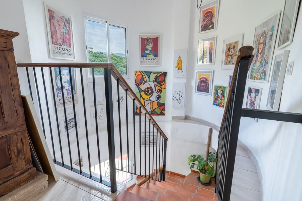 4 soveværelse Villa til salg i Nerja med swimmingpool - € 1.050.000 (Ref: 9193629)