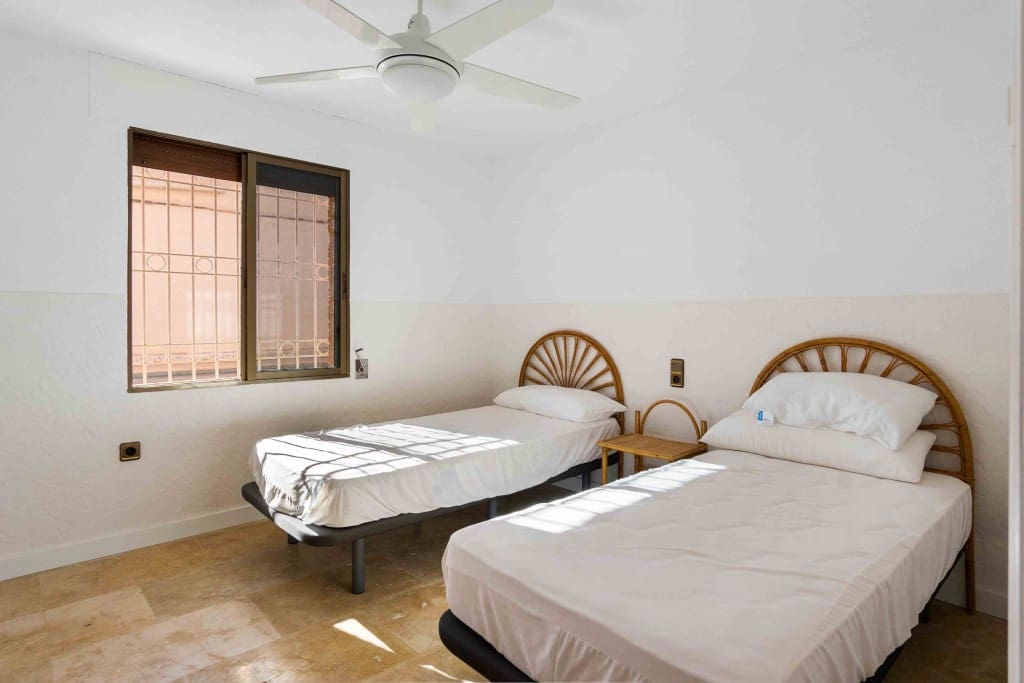 5 soverom Villa til salgs i Cabo Roig med svømmebasseng garasje - € 770 000 (Ref: 9193632)