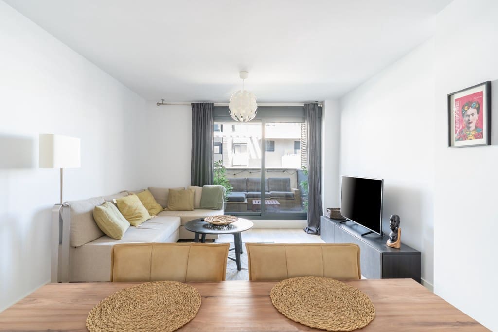 2 soveværelse Lejlighed til salg i Estepona med swimmingpool garage - € 389.000 (Ref: 9193655)