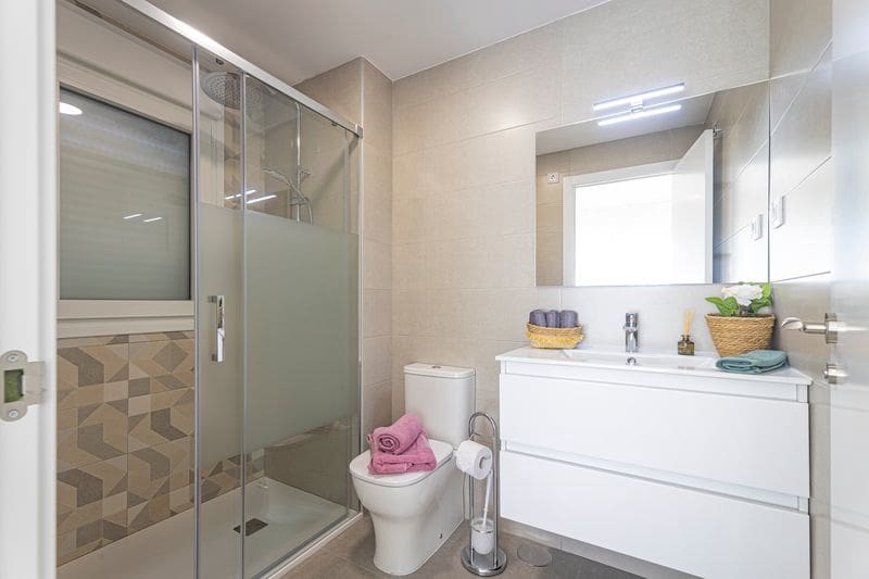 2 Zimmer Apartment zu verkaufen in La Manga del Mar Menor mit Pool Garage - 196.000 € (Ref: 9195442)