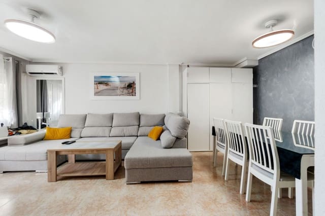 4 soverom Kjedet enebolig til salgs i Playa Flamenca, Orihuela med svømmebasseng - € 269 500 (Ref: 9202342)