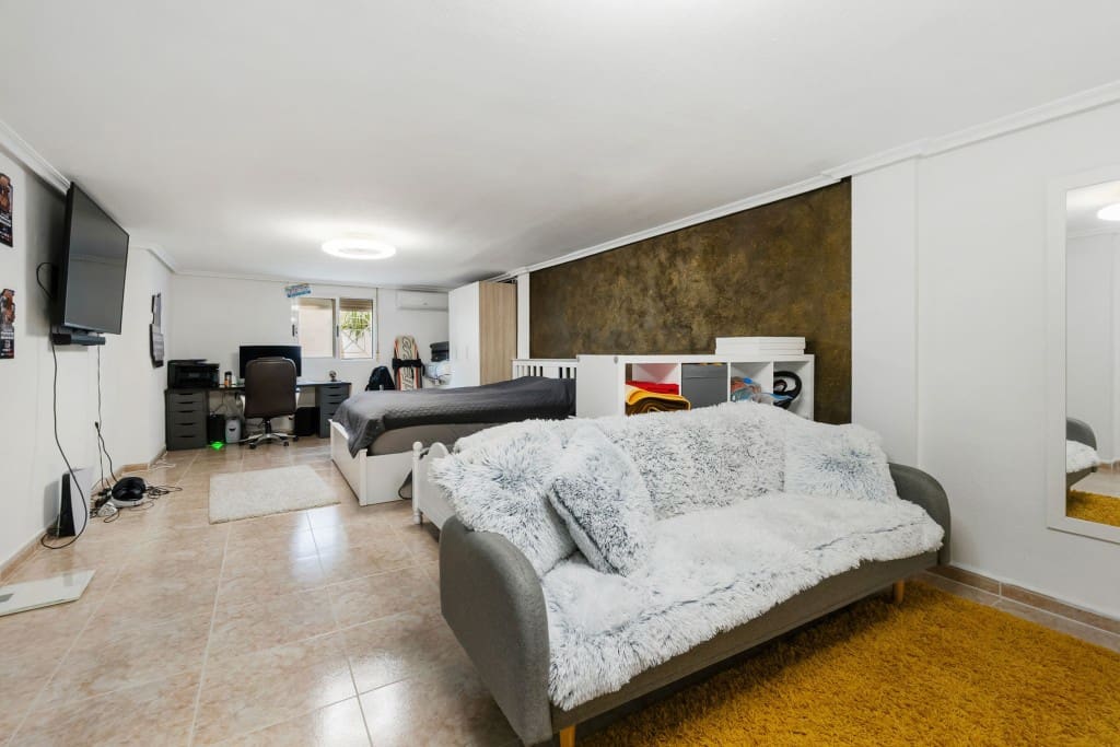 4 sypialnia Dom blizniak na sprzedaż w Playa Flamenca z basenem - 269 500 € (Ref: 9202342)