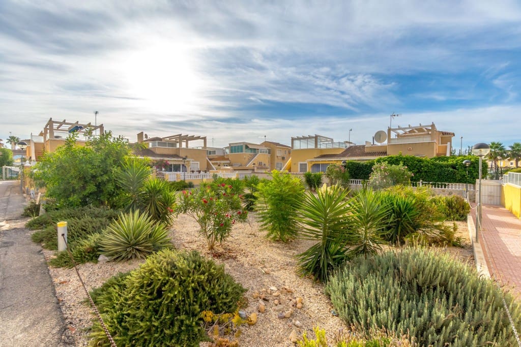 4 sypialnia Dom blizniak na sprzedaż w Playa Flamenca z basenem - 269 500 € (Ref: 9202342)