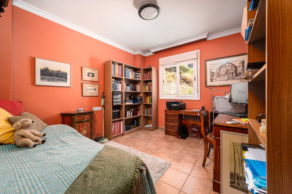 3 sovrum Hus till salu i Torre del Mar med pool garage - 540 000 € (Ref: 9204382)