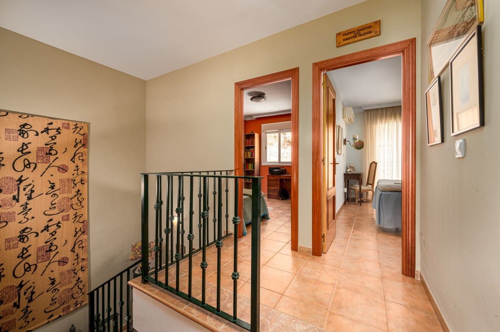 3 sovrum Hus till salu i Torre del Mar med pool garage - 540 000 € (Ref: 9204382)