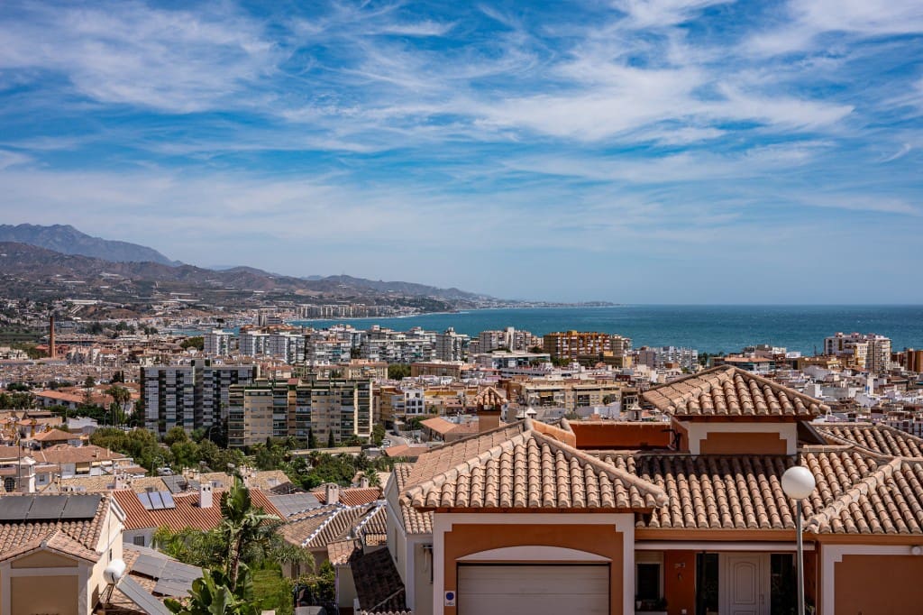 3 sovrum Hus till salu i Torre del Mar med pool garage - 540 000 € (Ref: 9204382)