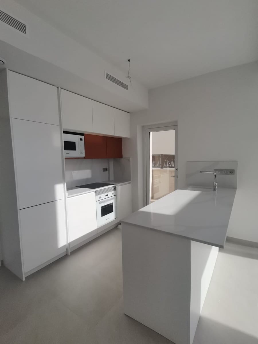 3 makuuhuone Huvila myytävänä paikassa Ciudad Quesada mukana uima-altaan - 579 000 € (Ref: 9204386)