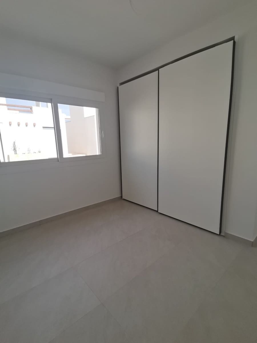 3 makuuhuone Huvila myytävänä paikassa Ciudad Quesada mukana uima-altaan - 579 000 € (Ref: 9204386)