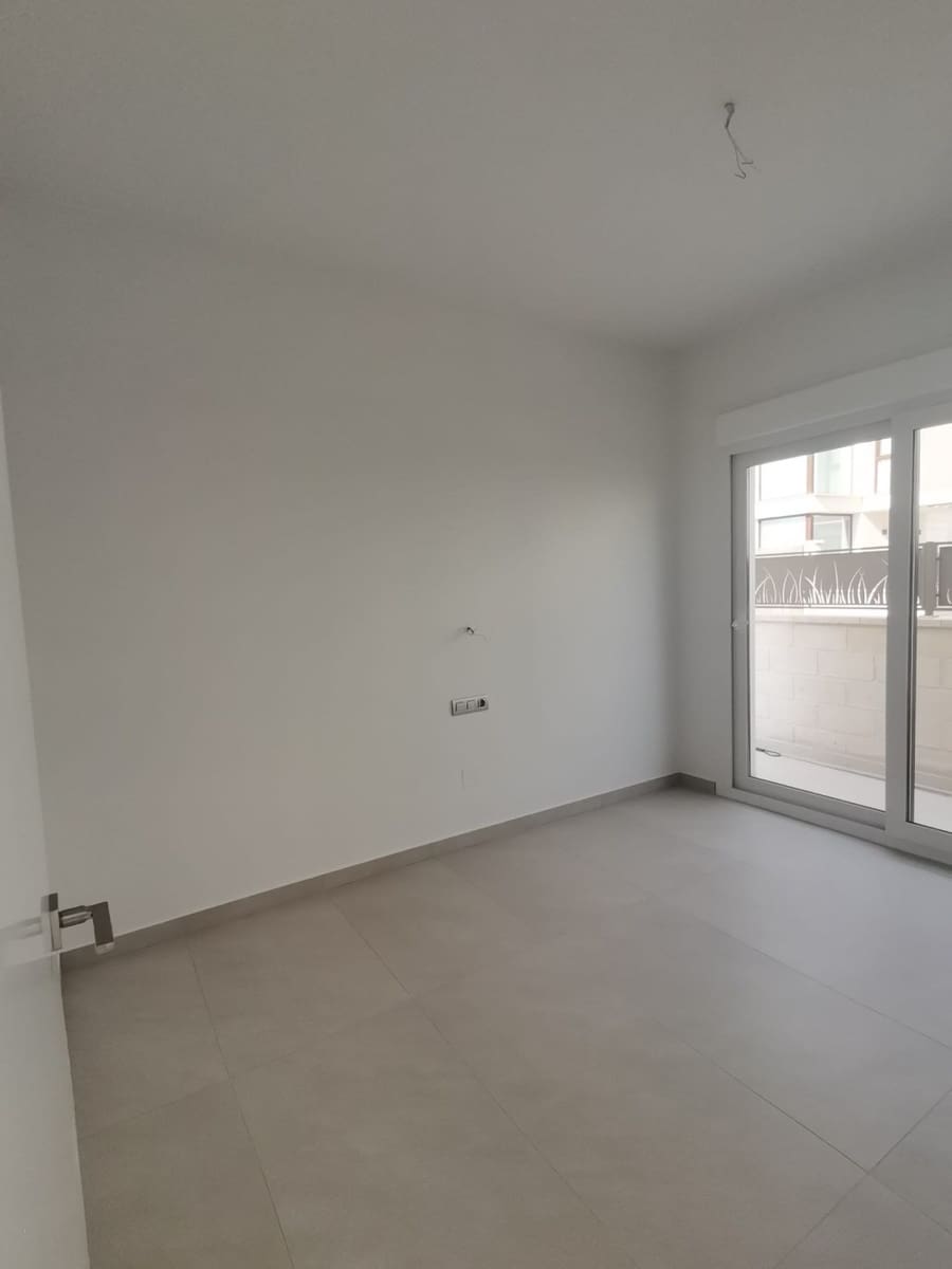 3 makuuhuone Huvila myytävänä paikassa Ciudad Quesada mukana uima-altaan - 579 000 € (Ref: 9204386)