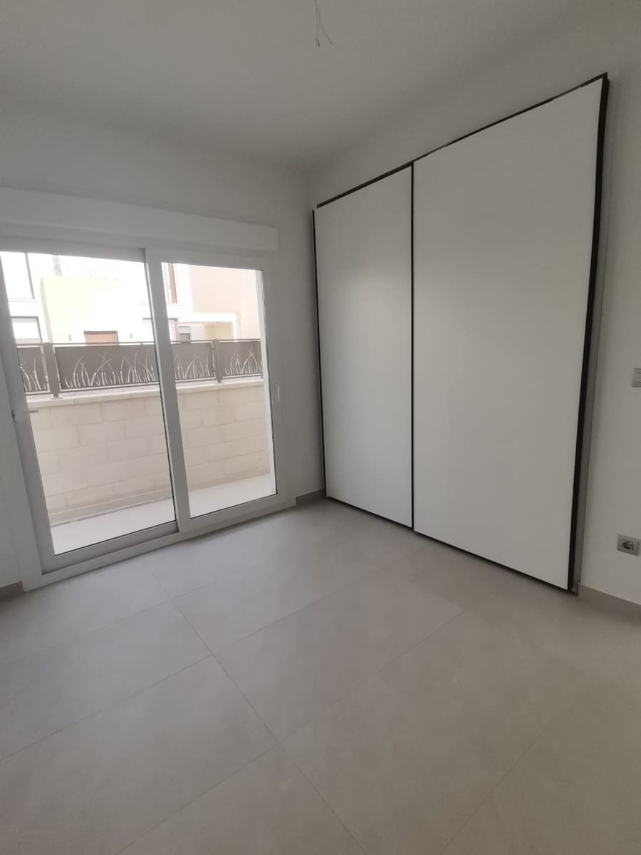 3 makuuhuone Huvila myytävänä paikassa Ciudad Quesada mukana uima-altaan - 579 000 € (Ref: 9204386)