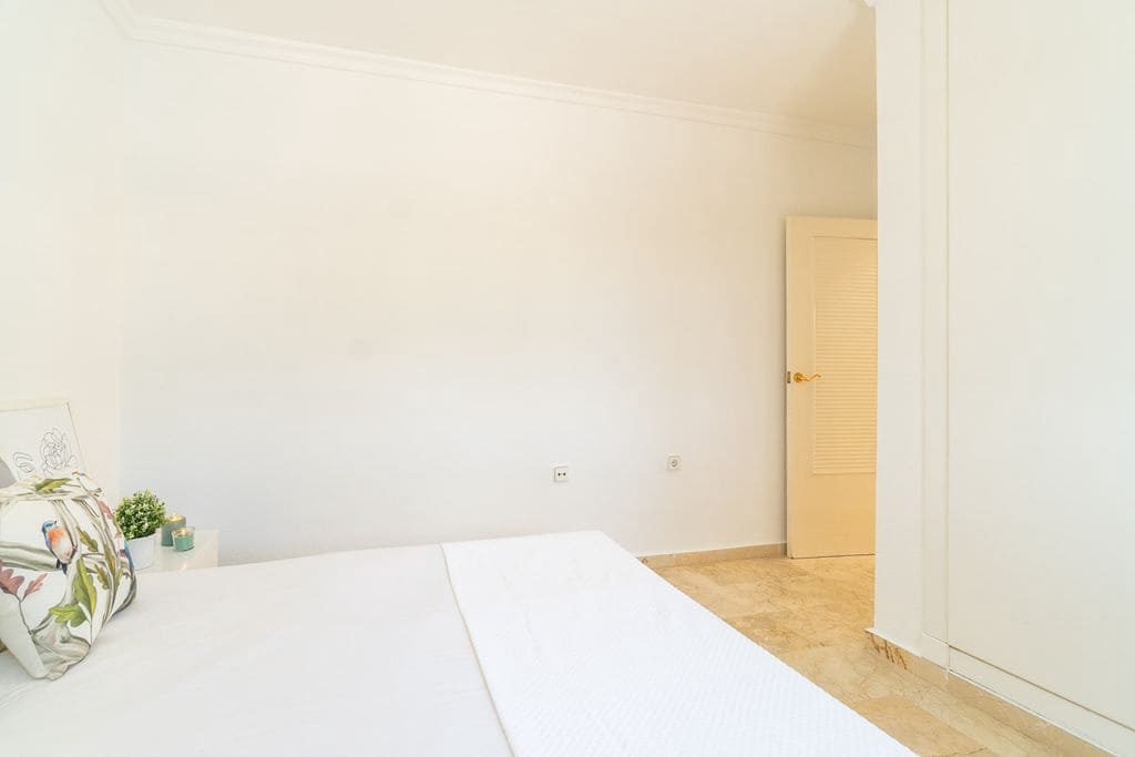 3 quarto Moradia para venda em Villamartin com piscina - 379 000 € (Ref: 9204387)