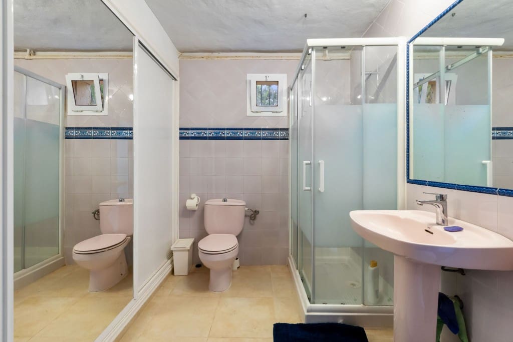 6 sovrum Villa till salu i Alicante stad - 590 000 € (Ref: 9208226)