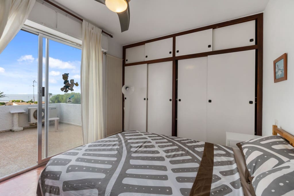 6 sovrum Villa till salu i Alicante stad - 590 000 € (Ref: 9208226)