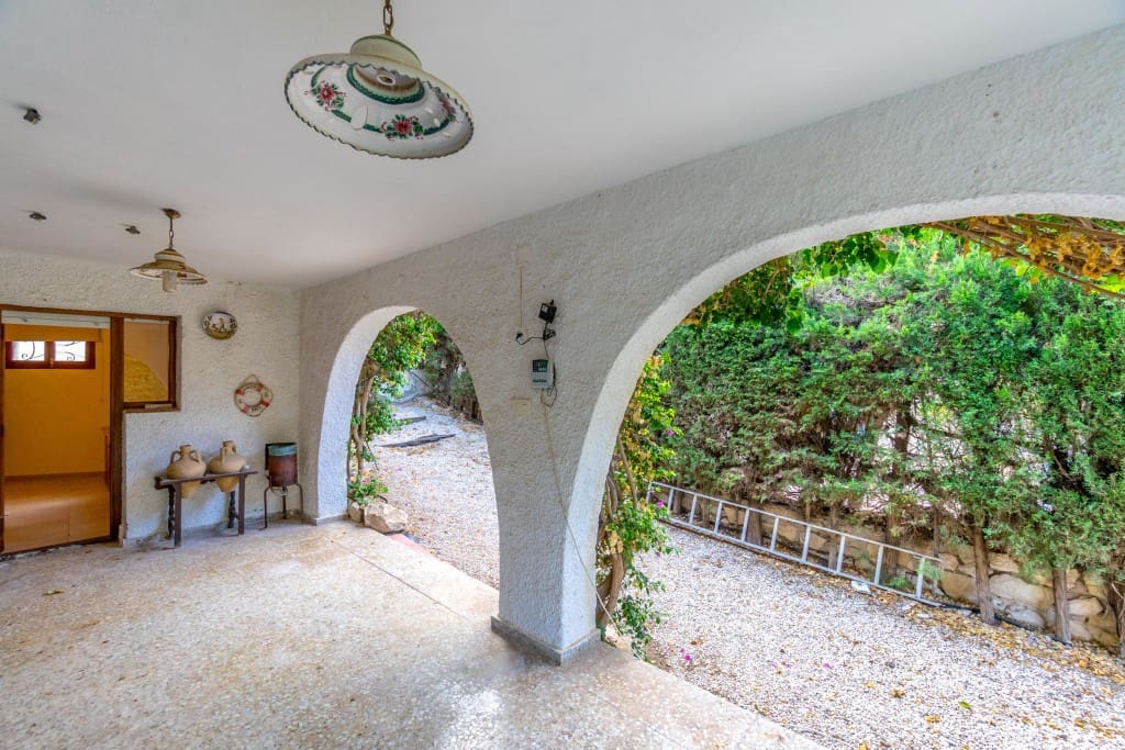 6 sovrum Villa till salu i Alicante stad - 590 000 € (Ref: 9208226)