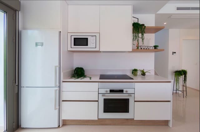 3 makuuhuone Huvila myytävänä paikassa Los Alcázares mukana uima-altaan - 539 000 € (Ref: 9219836)