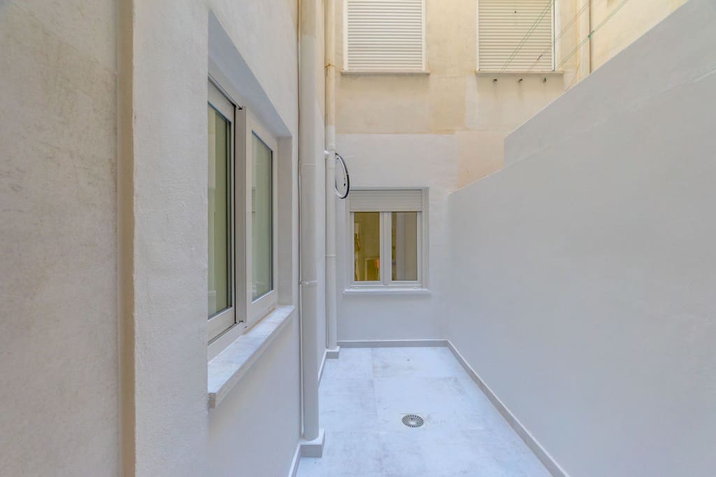 3 sovrum Lägenhet till salu i Torrevieja med garage - 275 000 € (Ref: 9228446)