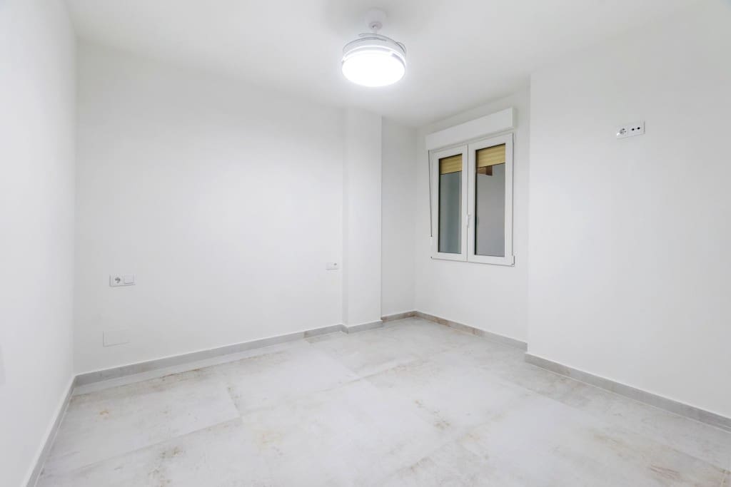 3 sovrum Lägenhet till salu i Torrevieja med garage - 275 000 € (Ref: 9228446)