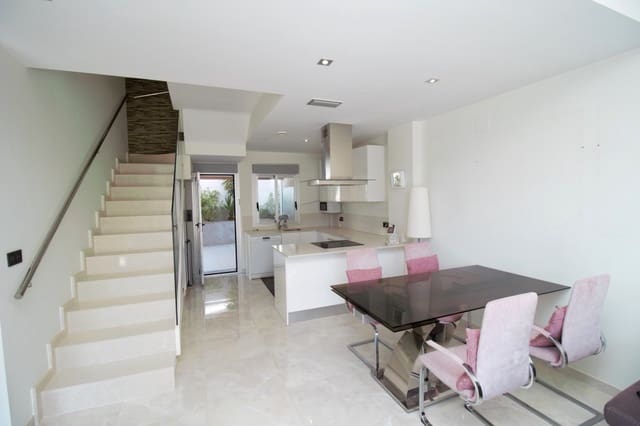 3 soverom Villa til salgs i Lomas de Cabo Roig - Los Dolses, Orihuela med svømmebasseng - € 419 500 (Ref: 9228450)