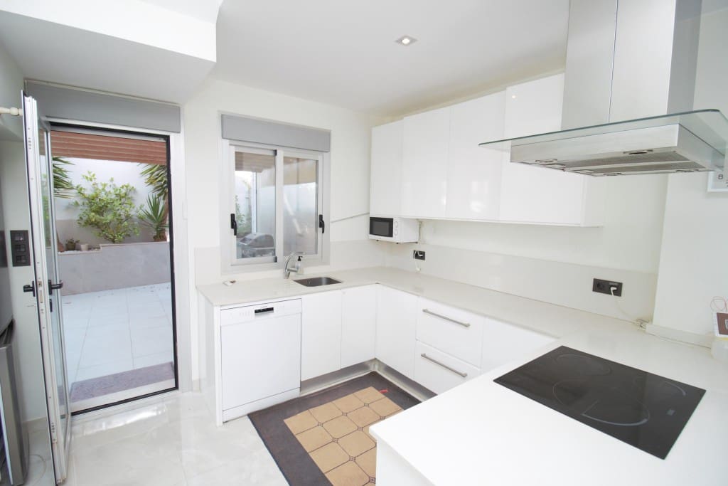 3 soverom Villa til salgs i Orihuela Costa med svømmebasseng - € 419 500 (Ref: 9228450)