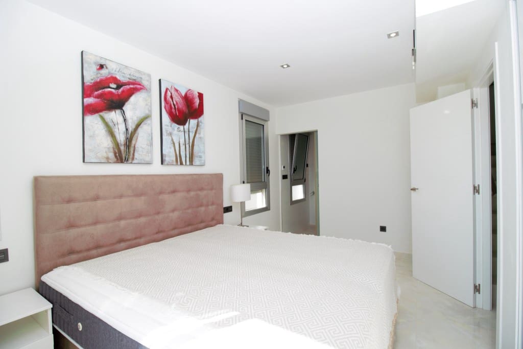 3 soverom Villa til salgs i Orihuela Costa med svømmebasseng - € 419 500 (Ref: 9228450)