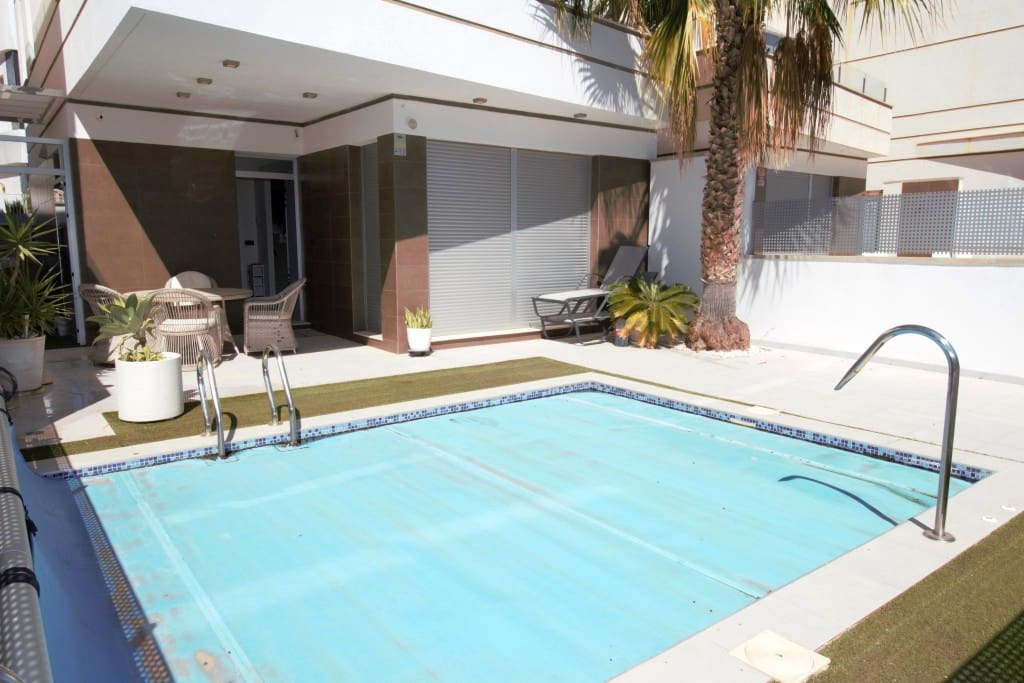 3 soverom Villa til salgs i Orihuela Costa med svømmebasseng - € 419 500 (Ref: 9228450)