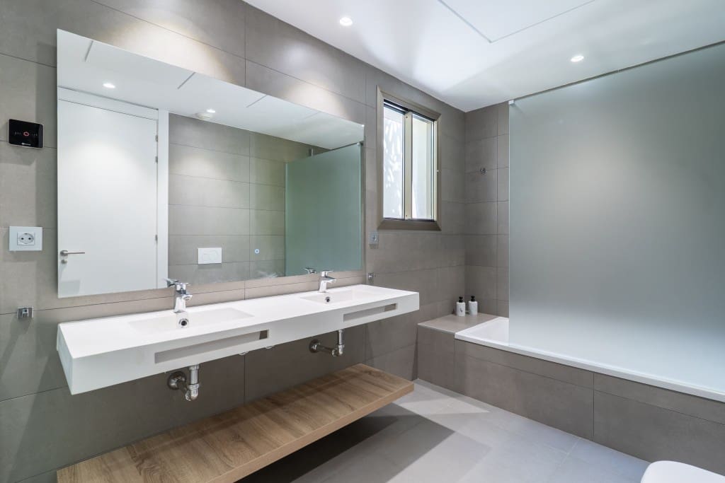 4 Zimmer Penthouse zu verkaufen in Estepona mit Pool - 1.190.000 € (Ref: 9232500)