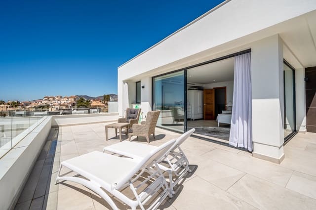 4 sypialnia Willa na sprzedaż w Nerja z basenem - 2 350 000 € (Ref: 9232501)