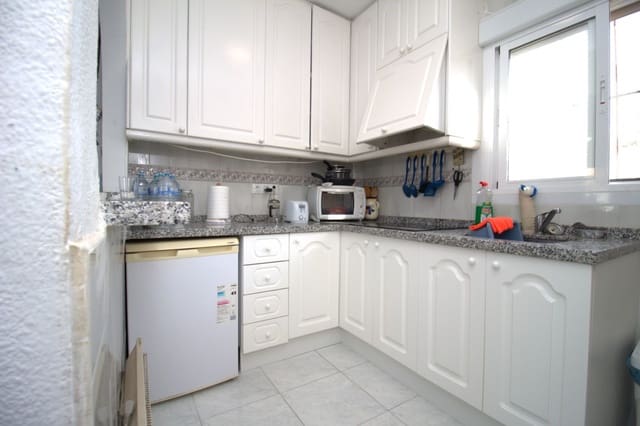 1 slaapkamer Appartement te koop in Torrevieja met zwembad - € 115.000 (Ref: 9232504)