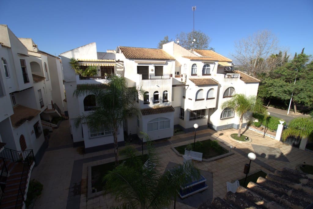 1 slaapkamer Appartement te koop in Torrevieja met zwembad - € 115.000 (Ref: 9232504)