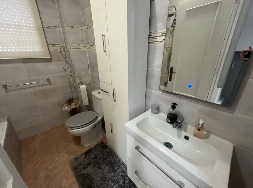 Chalet de 4 habitaciones en La Zenia en venta con piscina - 399.900 € (Ref: 9243077)