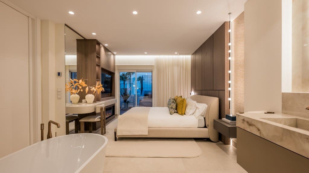 3 slaapkamer Penthouse te koop in Estepona met zwembad garage - € 2.695.000 (Ref: 9254864)