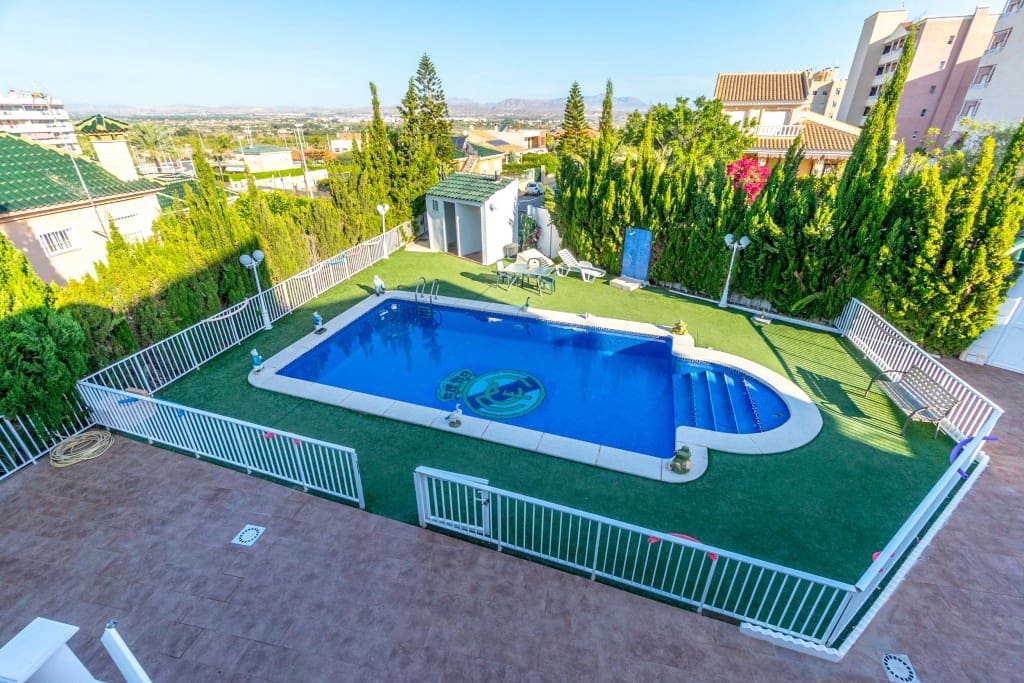 5 sovrum Villa till salu i Arenales del Sol med pool garage - 785 000 € (Ref: 9262429)