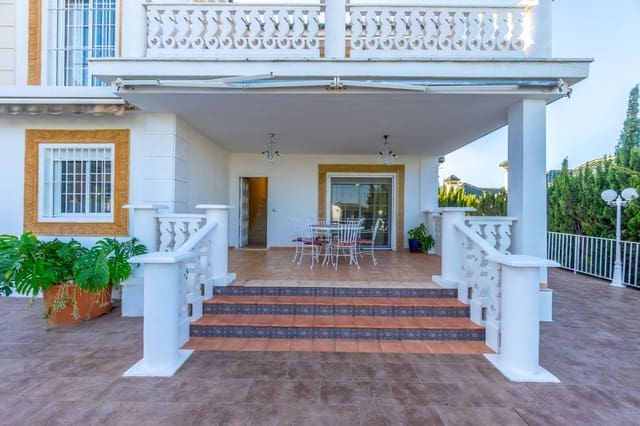 5 chambre Villa/Maison à vendre à Arenales del Sol, Elche / Elx avec piscine garage - 785 000 € (Ref: 9262429)