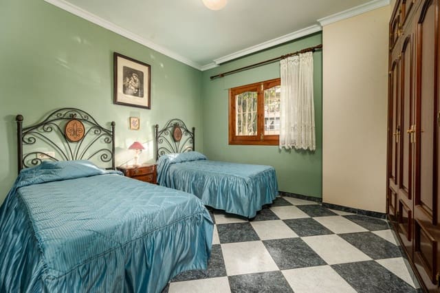 2 sovrum Lägenhet till salu i Nerja med garage - 320 000 € (Ref: 9262431)