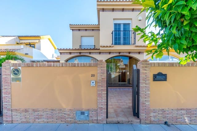 3 soverom Villa til salgs i Torre de la Horadada, Pilar de la Horadada - € 425 000 (Ref: 9262432)