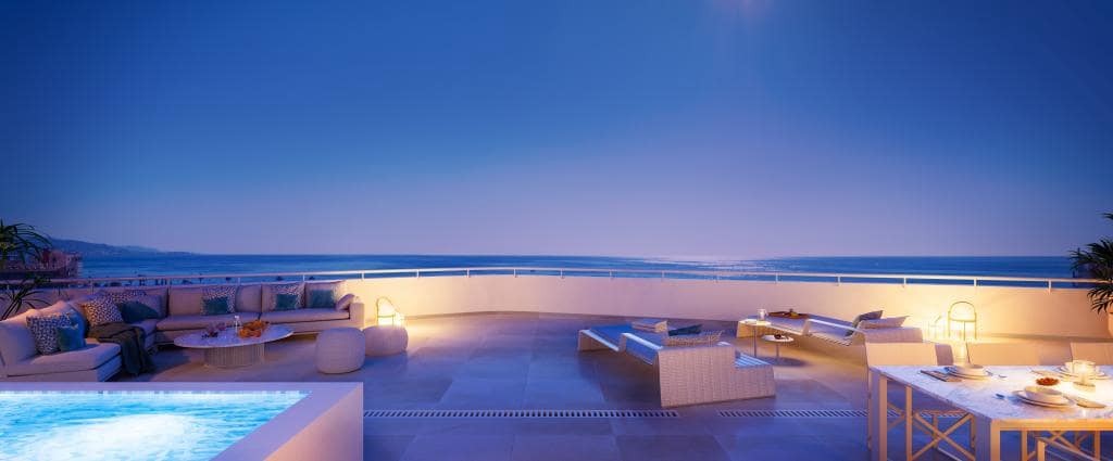 2 soveværelse Lejlighed til salg i Torre del Mar med swimmingpool - € 365.000 (Ref: 9262433)