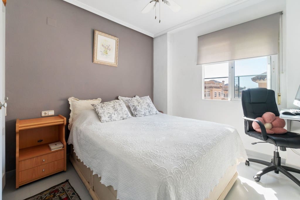 Chalet de 3 habitaciones en La Regia en venta con piscina garaje - 430.000 € (Ref: 9272268)