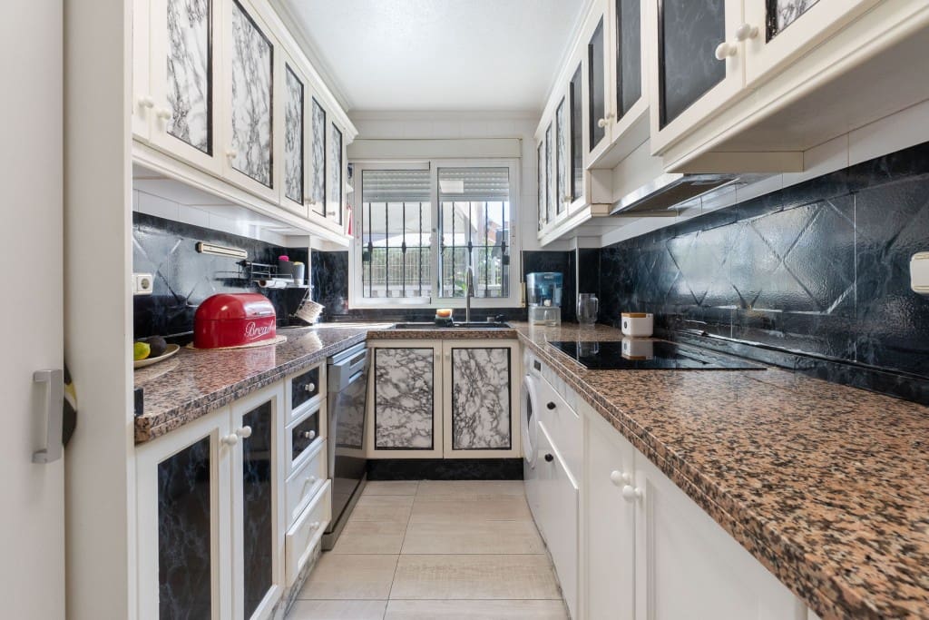 Chalet de 3 habitaciones en La Regia en venta con piscina garaje - 430.000 € (Ref: 9272268)