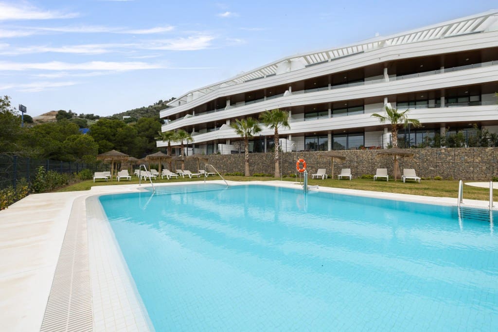 Apartamento de 2 habitaciones en Benalmádena en venta con piscina - 575.000 € (Ref: 9272271)