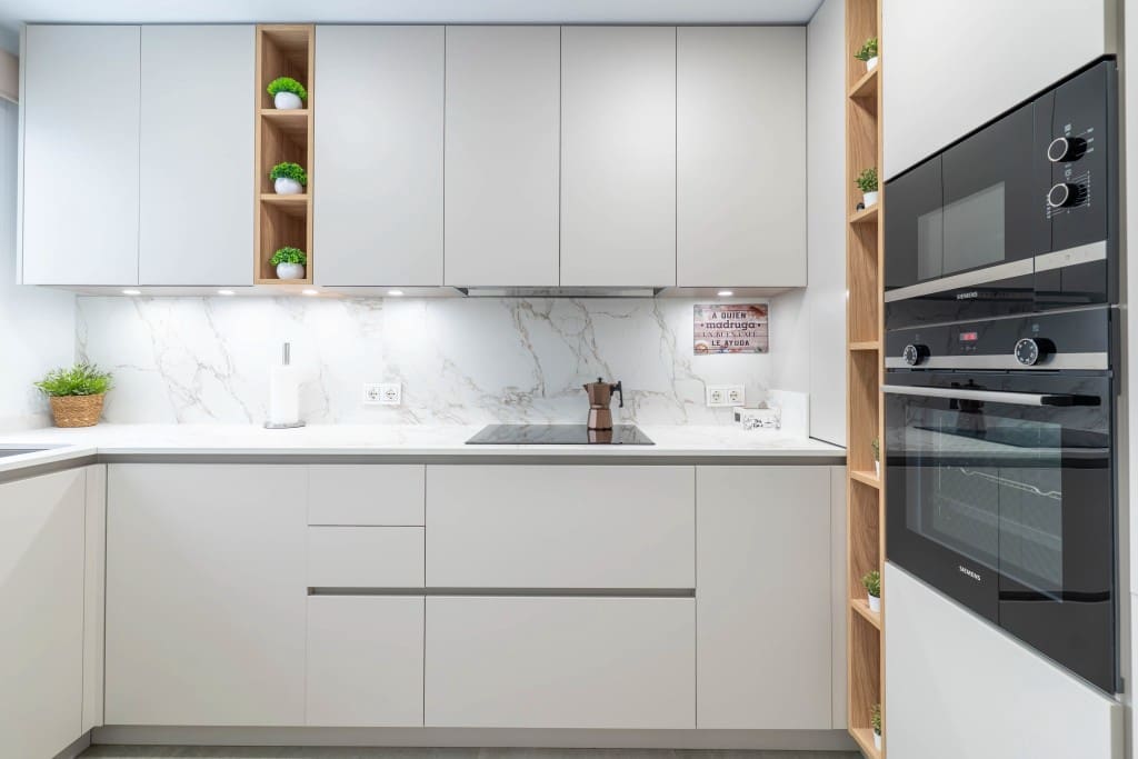 2 soverom Leilighet til salgs i Estepona med svømmebasseng garasje - € 534 000 (Ref: 9272281)