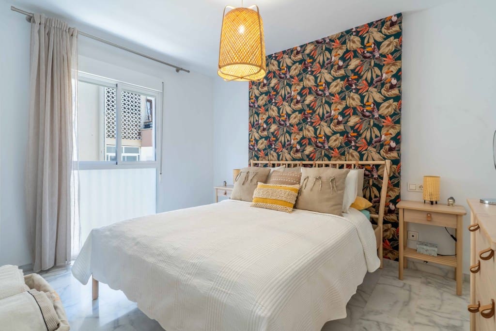 2 soverom Leilighet til salgs i Estepona med svømmebasseng garasje - € 534 000 (Ref: 9272281)