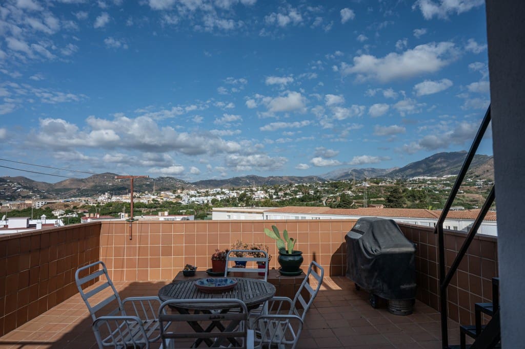 3 soverom Penthouse til salgs i Nerja - € 699 000 (Ref: 9281110)
