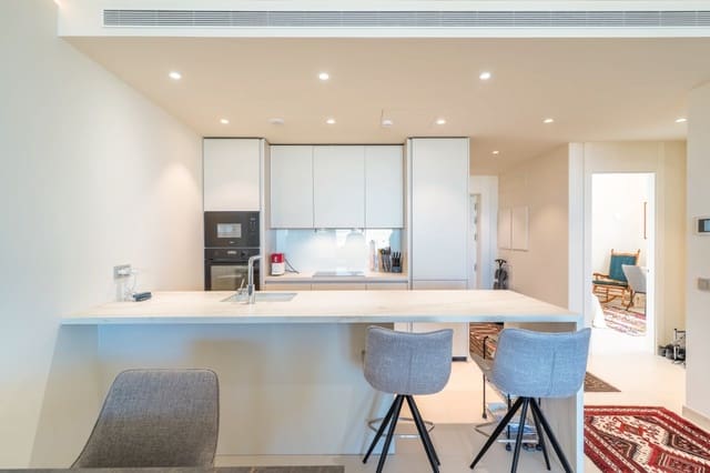 2 makuuhuone Huoneisto myytävänä paikassa El Higuerón, Fuengirola mukana uima-altaan 
autotalli - 765 000 € (Ref: 9281112)