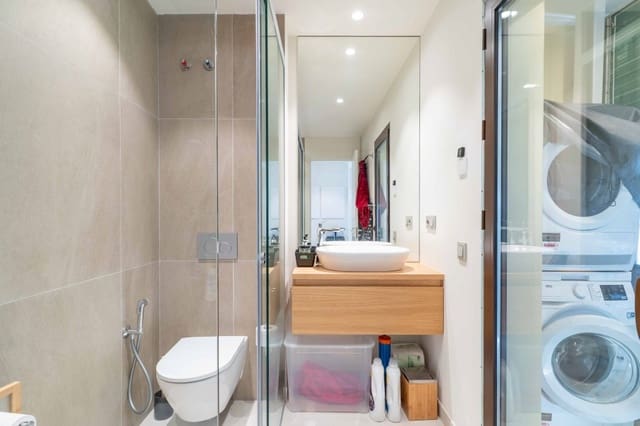 2 makuuhuone Huoneisto myytävänä paikassa El Higuerón, Fuengirola mukana uima-altaan 
autotalli - 765 000 € (Ref: 9281112)