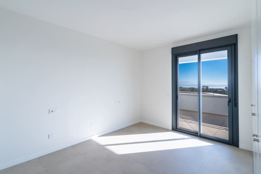 2 bedroom Penthouse for sale in Torremolinos with pool - € 925,000 (Ref: 9294948)