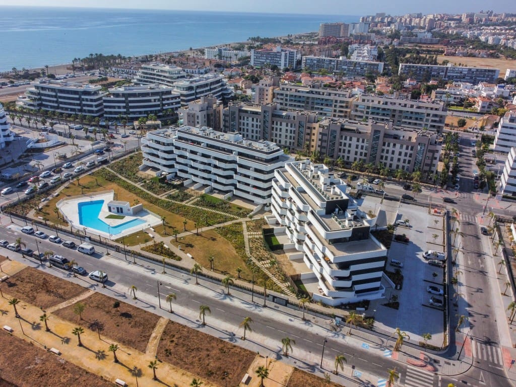 2 bedroom Penthouse for sale in Torremolinos with pool - € 925,000 (Ref: 9294948)