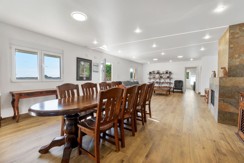 6 makuuhuone Omakotitalo myytävänä paikassa San Miguel de Salinas mukana uima-altaan 
autotalli - 899 000 € (Ref: 9296761)