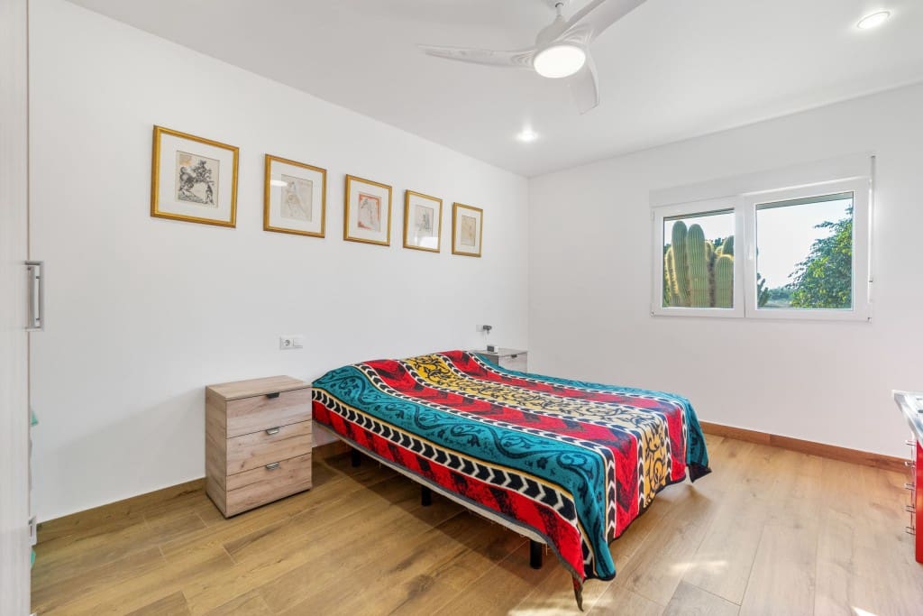 6 makuuhuone Omakotitalo myytävänä paikassa San Miguel de Salinas mukana uima-altaan 
autotalli - 899 000 € (Ref: 9296761)