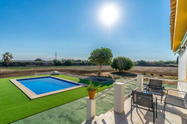 6 makuuhuone Omakotitalo myytävänä paikassa San Miguel de Salinas mukana uima-altaan 
autotalli - 899 000 € (Ref: 9296761)