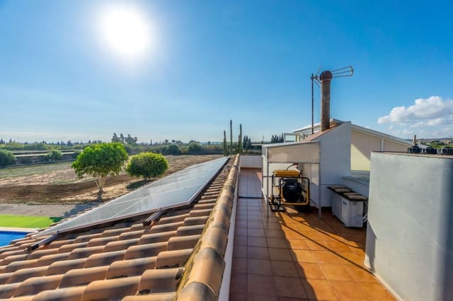 6 makuuhuone Omakotitalo myytävänä paikassa San Miguel de Salinas mukana uima-altaan 
autotalli - 899 000 € (Ref: 9296761)